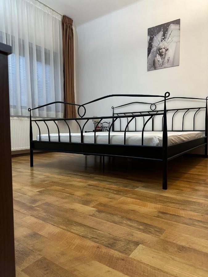 Appartement Casa Mendeleev à Bucarest Extérieur photo